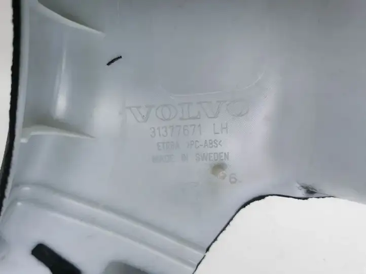Volvo S90, V90 (2016 - 2020) 31377671 Обшивка задней двери — фото 3
