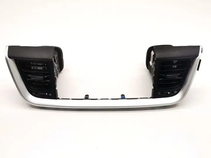Kia Stonic (2017 - ) 84740H8 Центральный воздушный дефлектор — фото 1