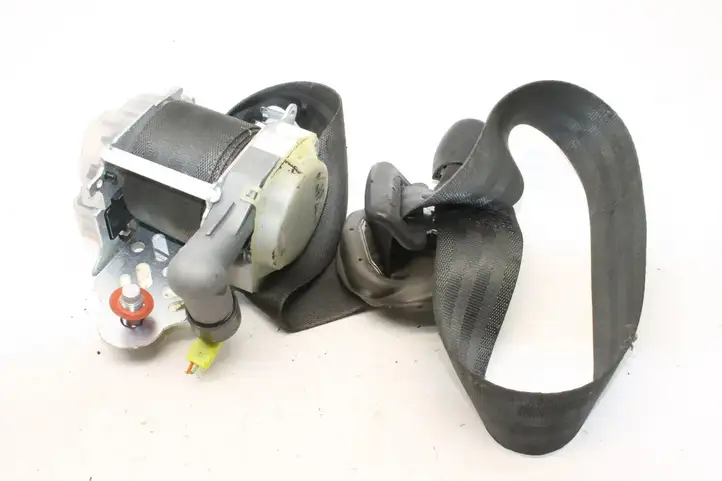 Hyundai Santa Fe (2005 - 2009)  888802B210 Передний ремень безопасности