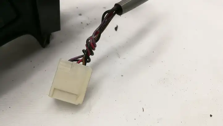 Toyota Avensis Verso (2001 - 2004)  012153 Зеркало боковое с электрическим приводом