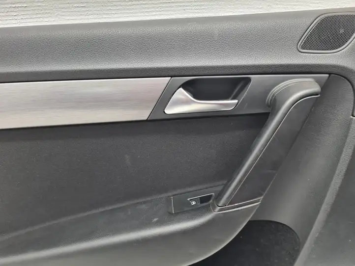 Volkswagen PASSAT B7 (2011 - 2014) 3AF867211 Обшивка задней двери — фото 2