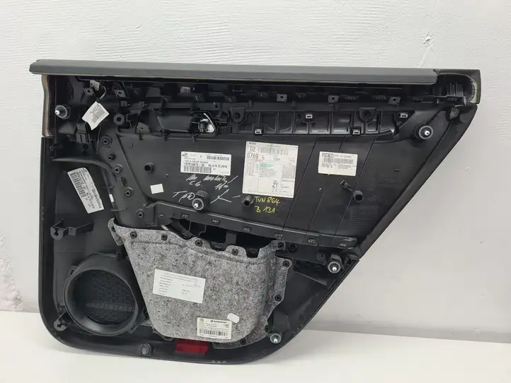 Volkswagen PASSAT B7 (2011 - 2014) 3AF867211 Обшивка задней двери — фото 4