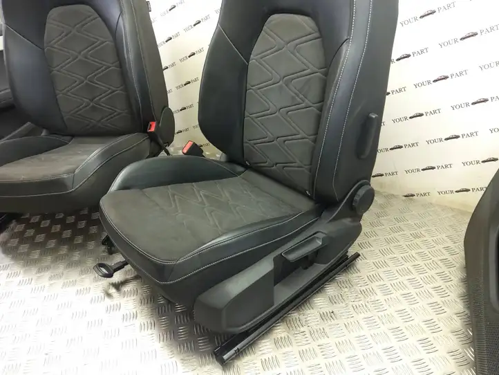Seat Leon IV (2020 - ) Обшивка сидений — фото 2