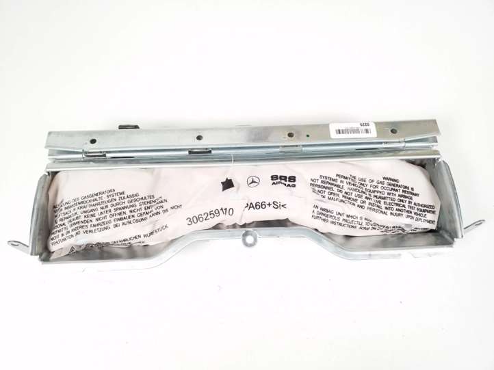 Mercedes-Benz C W204 (2007 - 2014)  A2048602002 Подушка безопастности колен