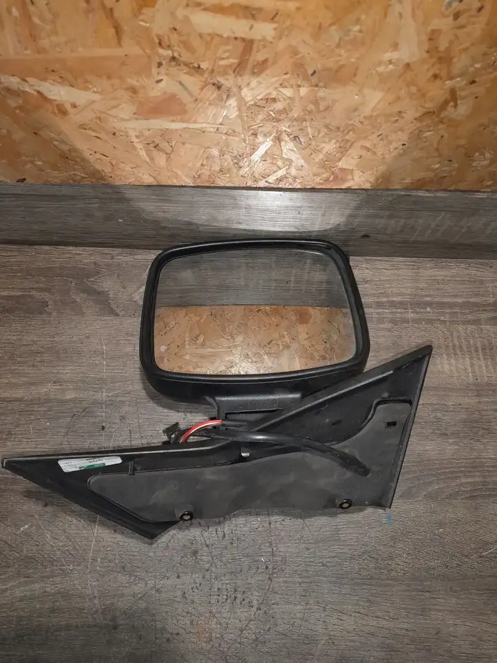 Mercedes-Benz Vito Viano W638 (1996 - 2003)   Зеркало боковое с электрическим приводом