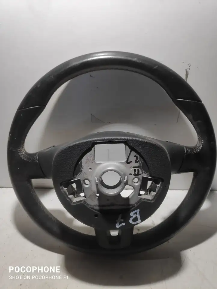 Volkswagen PASSAT B7 (2011 - 2014)   Руль