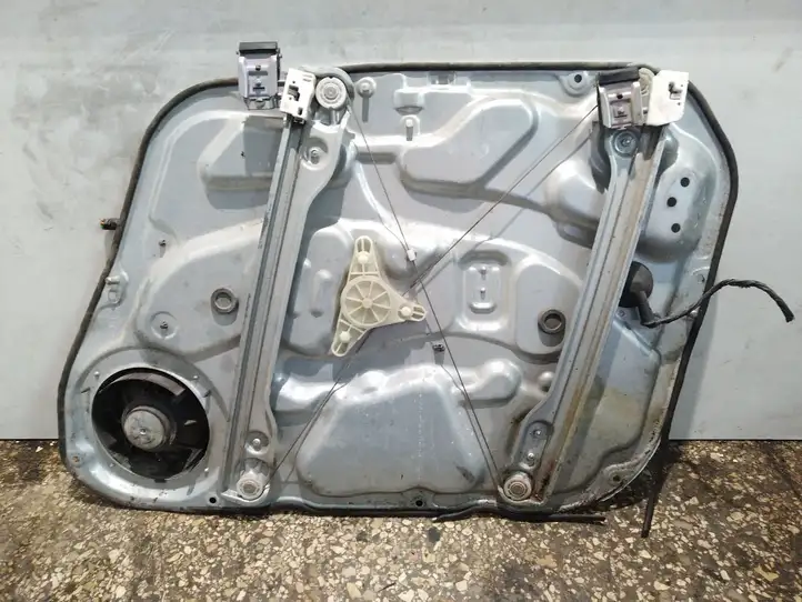 Hyundai i30 (2007 - 2012) 824502R000 Электростеклоподъемник передний (комплект) — фото 2