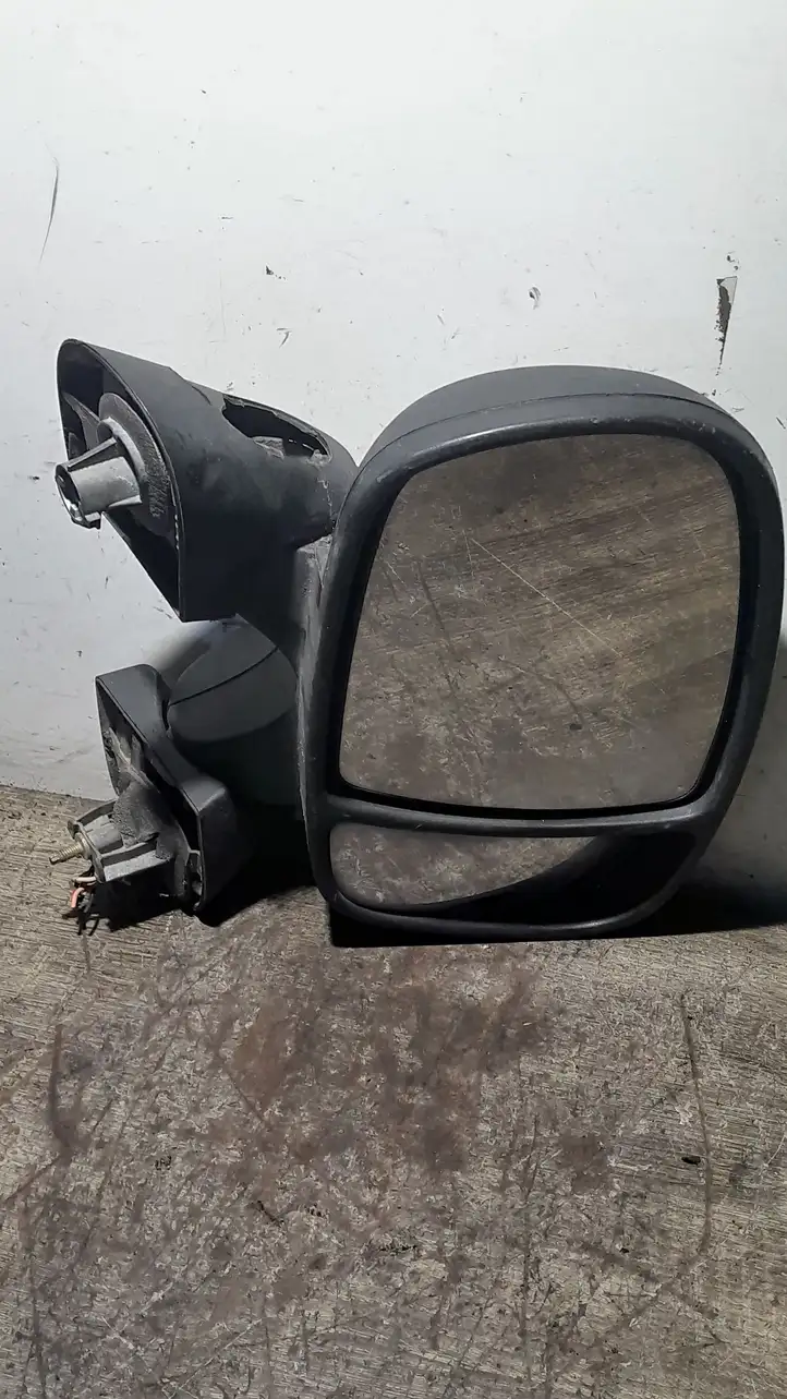 Renault Trafic II (X83) (2002 - 2014) 010022 Боковое зеркало с электроприводом — фото 2