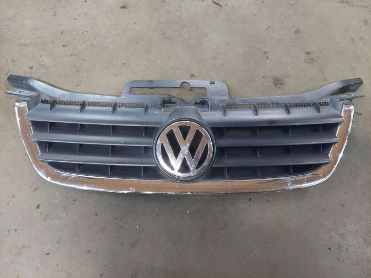 1T0853653 Volkswagen Touran I Grotelės priekinės