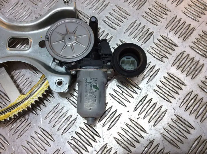 Toyota Hilux (AN10, AN20, AN30) (2011 - 2015) 857100K030 Электростеклоподъемник передний (комплект) — фото 2