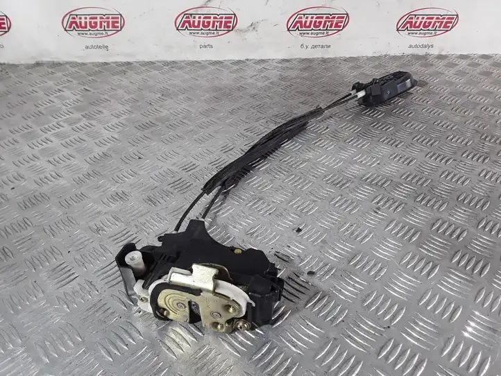 Mitsubishi Colt (2004 - 2008)   Внутренняя ручка