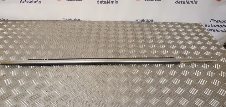 Audi Q7 4L (2005 - 2009) 4L0853283 Накладка стекла передней двери — фото 3