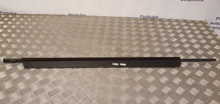 Audi Q7 4L (2005 - 2009) 4L0853283 Накладка стекла передней двери — фото 4
