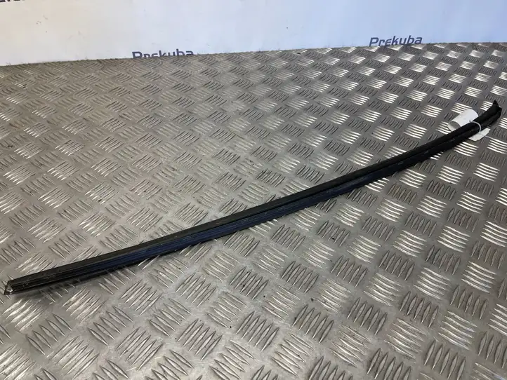 Audi Q7 4L (2005 - 2009) 4L0854327 Накладка стоек лобового стекла — фото 2