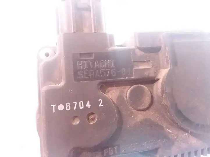 Nissan Almera N16 (2000 - 2010) SERA57601 Дроссельная заслонка — фото 3