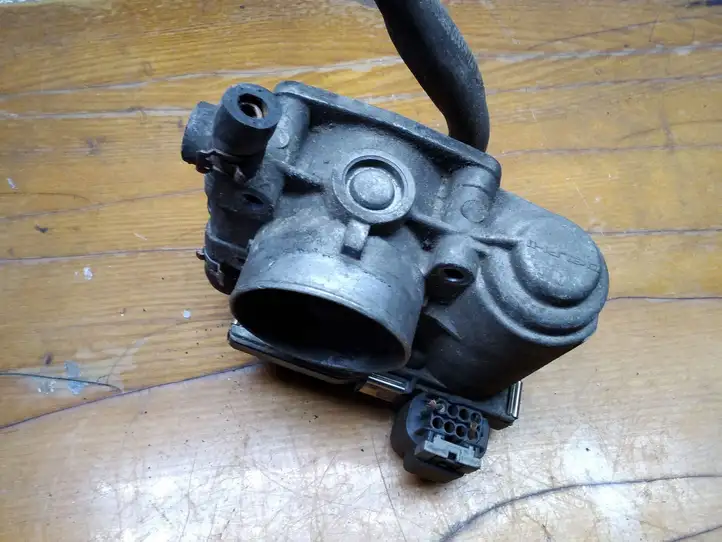 Opel Astra H (2004 - 2009) 055559227 Дроссельная заслонка — фото 2