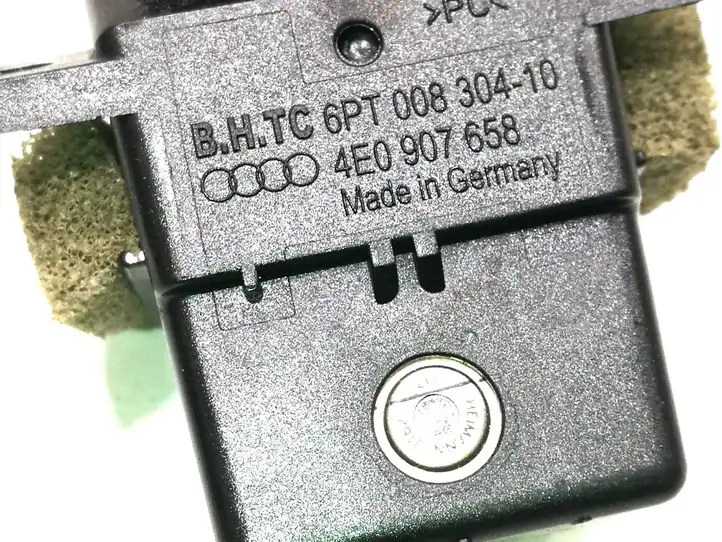 Audi A8 S8 D3 4E (2002 - 2005) 4E0907658 Датчик качества воздуха — фото 2
