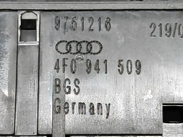 Audi A6 S6 C6 4F (2004 - 2008) 4F0927134 Включатель аварийных фонарей — фото 7