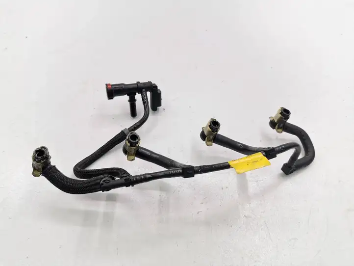 Nissan Qashqai (2013 - 2017) 166714557R Шланг обратки топлива — фото 1