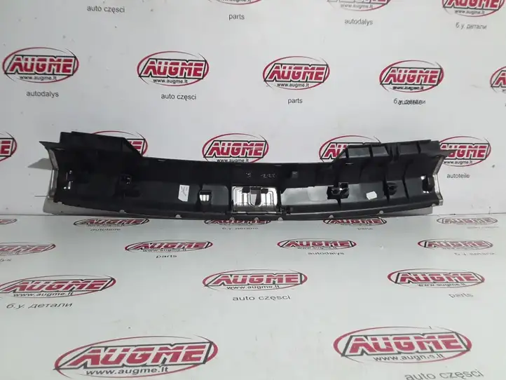 Audi A4 S4 B8 8K (2007 - 2011) 8K9864483A Отделка порога багажника — фото 3