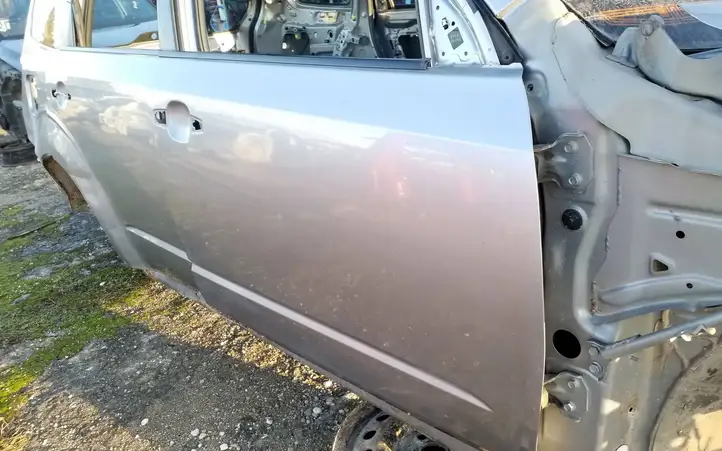 Subaru Forester SH (2008 - 2013) Дверь — фото 2