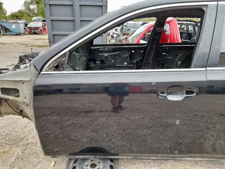 Subaru Outback (2009 - 2014) Дверь — фото 1