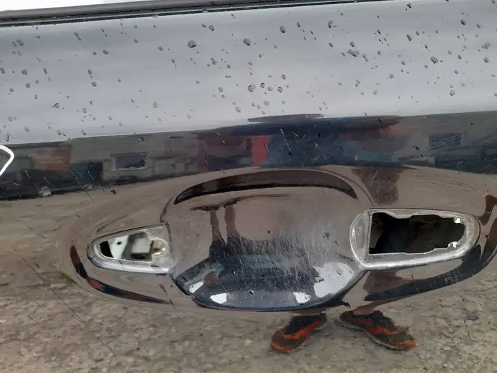 Subaru Outback (2009 - 2014) Дверь — фото 7