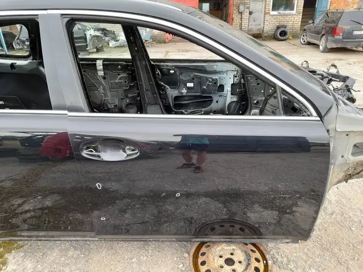 Subaru Outback (2009 - 2014) Дверь — фото 1
