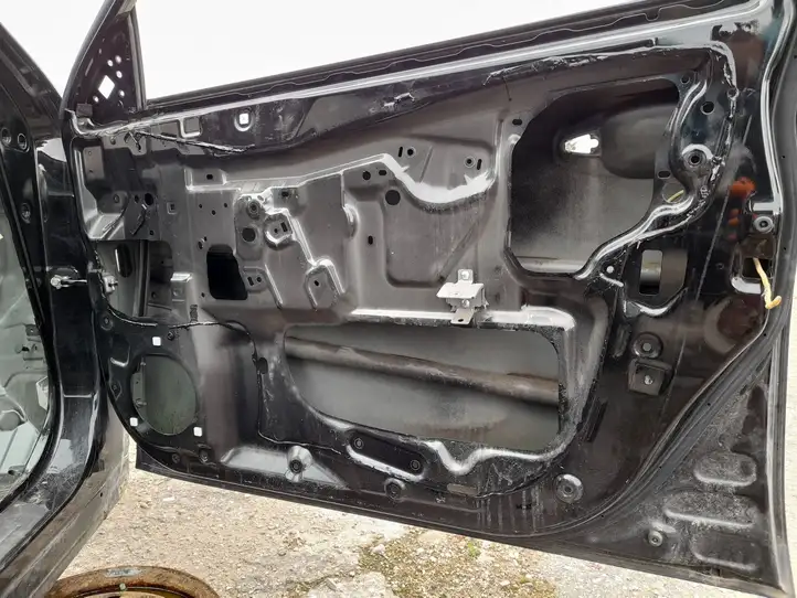 Subaru Outback (2009 - 2014) Дверь — фото 8