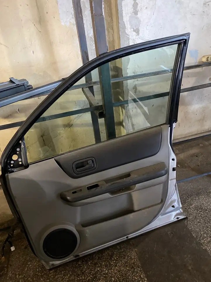 Nissan X-Trail T30 (2001 - 2007) Дверь — фото 2