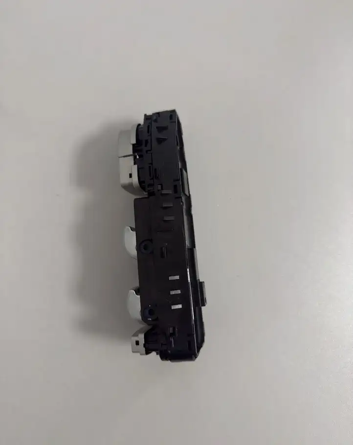 Mercedes-Benz E AMG W213 (2016 - ) A2139054803 Кнопка стеклоподъемников — фото 2