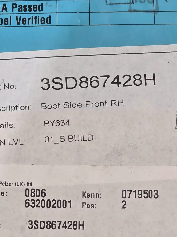 Bentley Continental (2017 - ) 3SD867428H Боковая обшивка багажника — фото 5