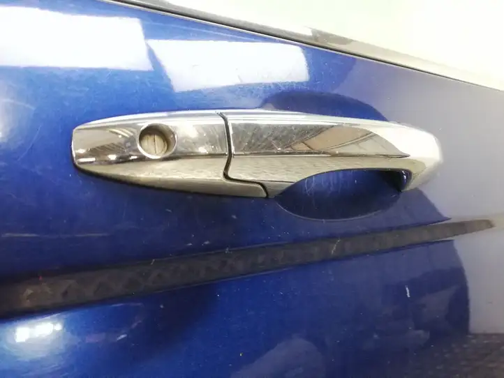 Honda CR-V (2009 - 2012) Дверь — фото 2