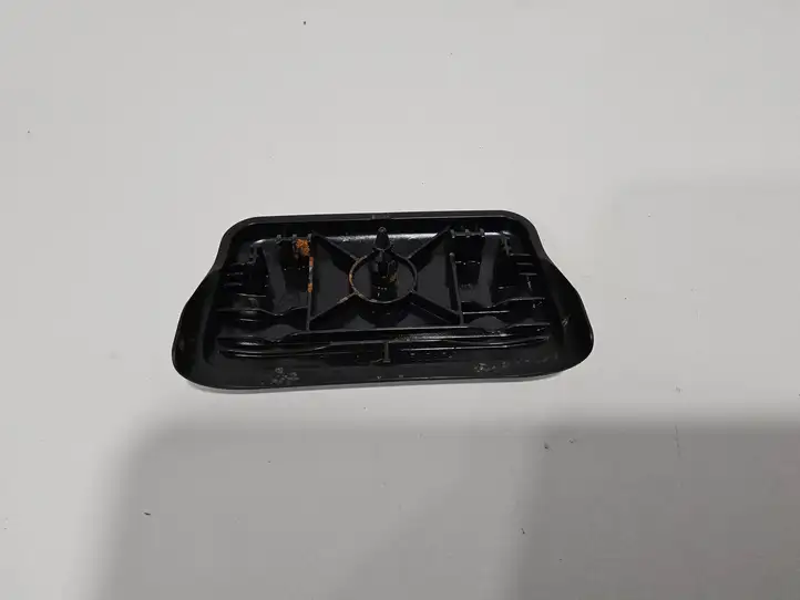 Toyota Sienna XL40 IV (2021 - ) 5859508110 Клипса крепления коврика — фото 2