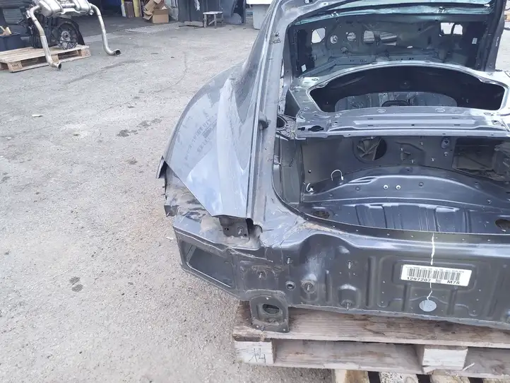 Porsche 718 Cayman 982 982c (2016 - ) 9815016570 Задняя часть кузова — фото 2