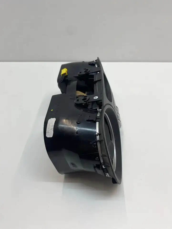 Mercedes-Benz SL R230 (2001 - 2012)  A2308300854 Другая центральная деталь консоли (туннеля)