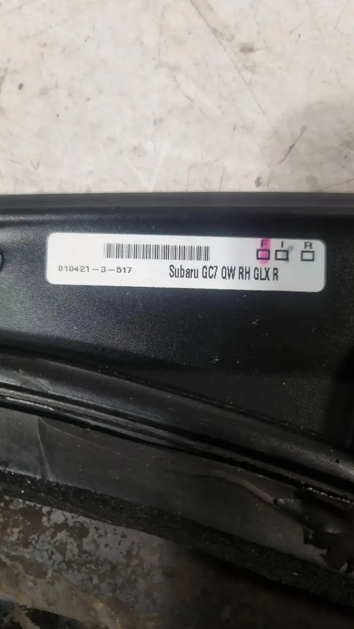 Subaru Outback (BS) (2014 - 2019) 0104213517 Заднее боковое стекло — фото 3