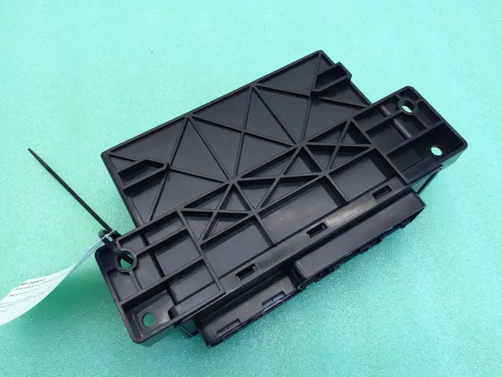 Jaguar F-Pace (2016 - )  HK8M19H544BF Блок управления крюка для прицепа