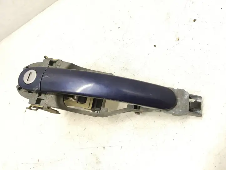 Volkswagen PASSAT B5.5 (2001 - 2005)  3B0837886 Наружная ручка