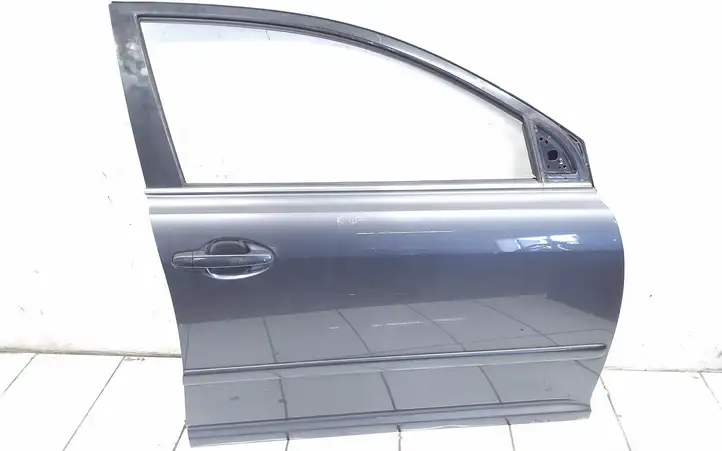 Toyota Avensis T250 (2006 - 2009) Дверь — фото 1
