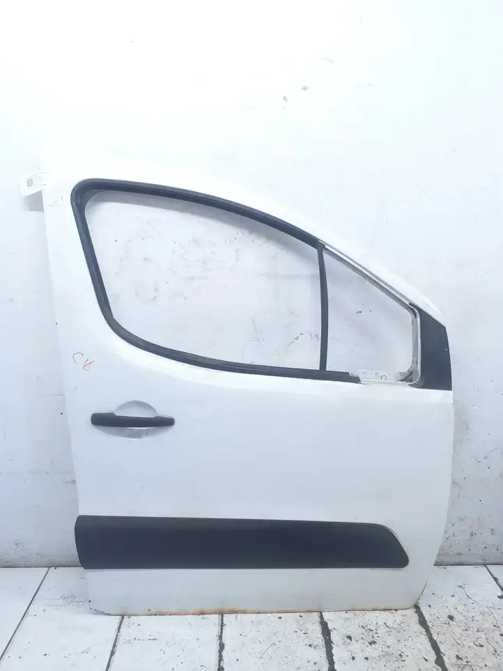 Peugeot Partner (2008 - 2012) Дверь — фото 1