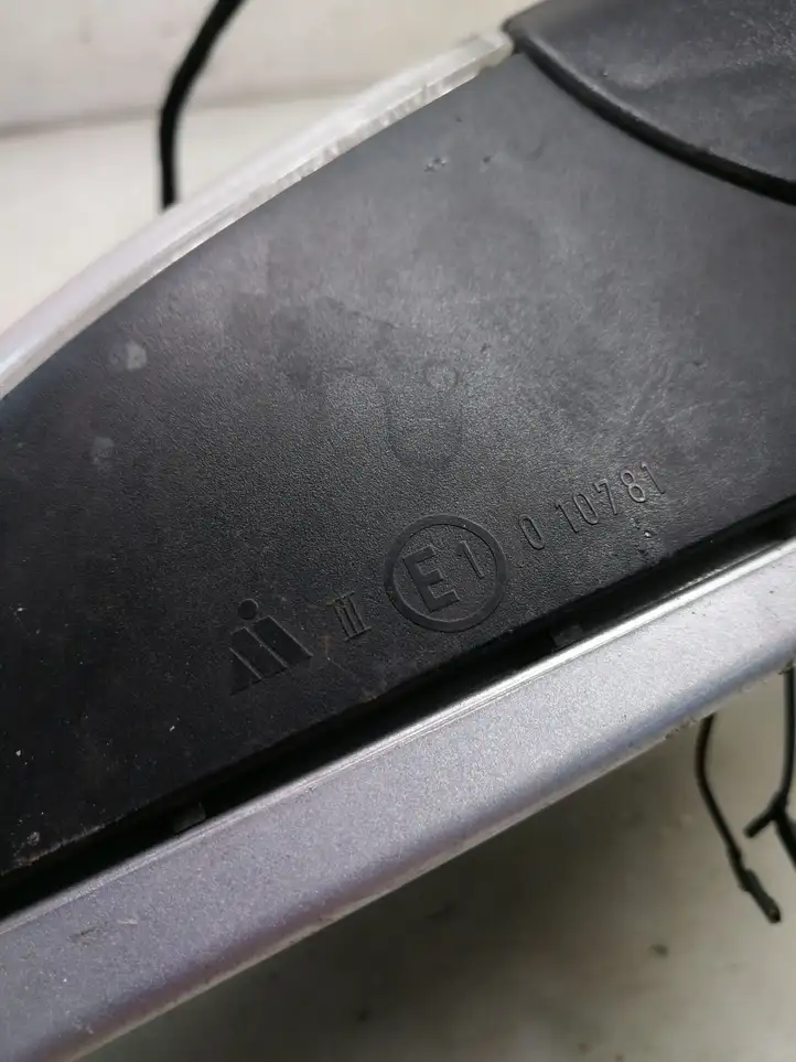 Volkswagen PASSAT B6 (2005 - 2010)  E1010781 Зеркало боковое с электрическим приводом