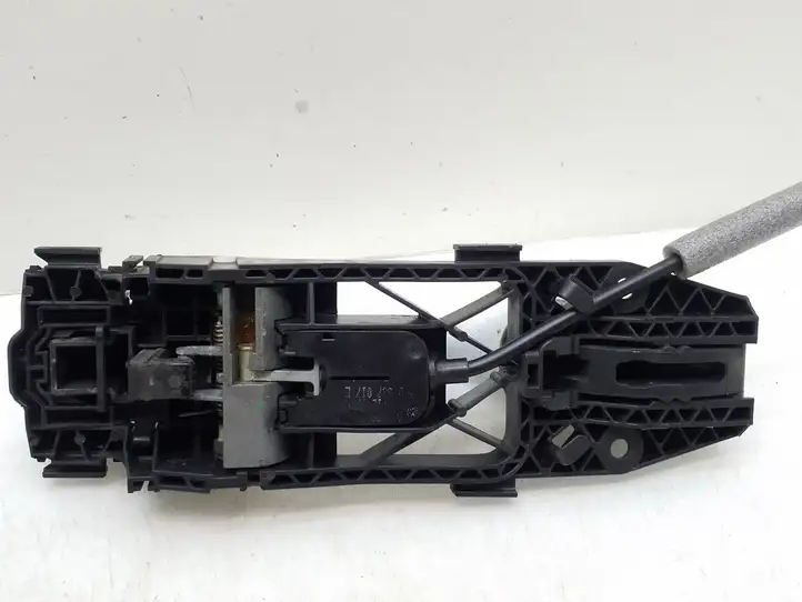 Volkswagen Golf VII (2013 - 2019) 5N0837017E Наружная ручка двери — фото 4