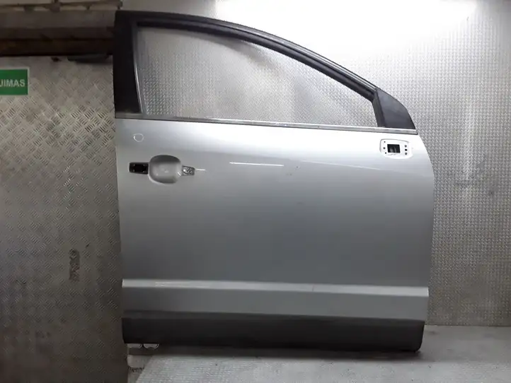 Opel Antara (2006 - 2011) Дверь — фото 1