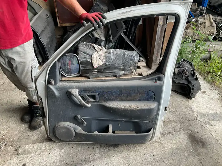 Citroen Berlingo (2003 - 2007) Дверь — фото 3