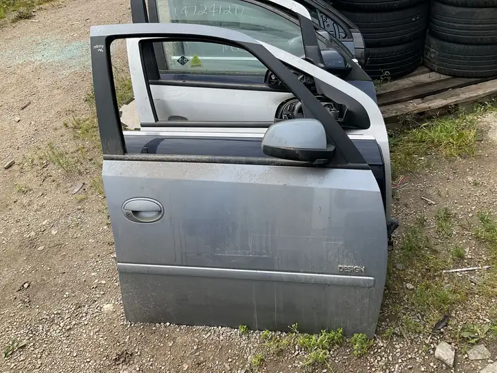 Opel Meriva A (2006 - 2010) Дверь — фото 1