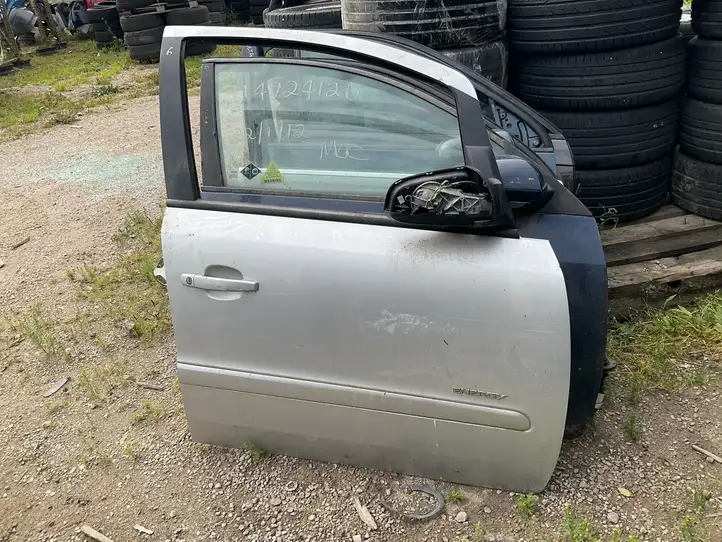 Opel Zafira B (2006 - 2008) Дверь — фото 2