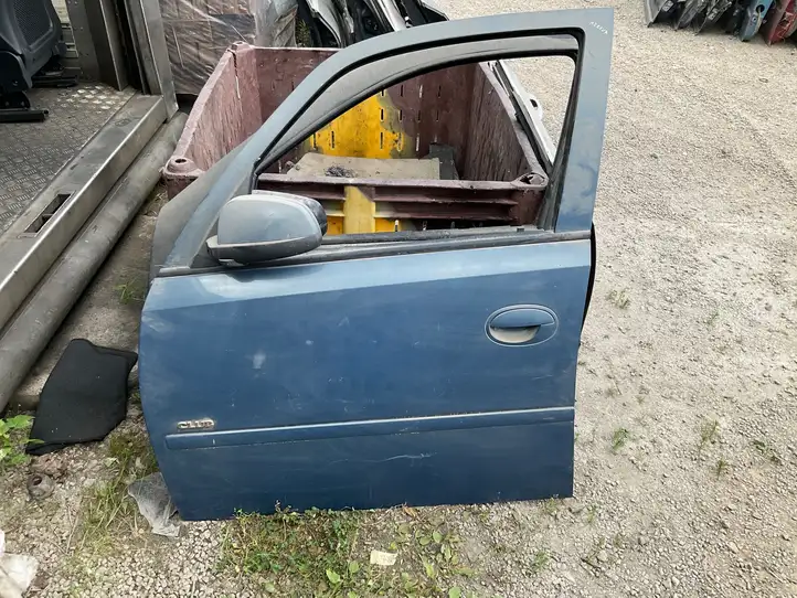Opel Meriva A (2002 - 2006) Дверь — фото 1