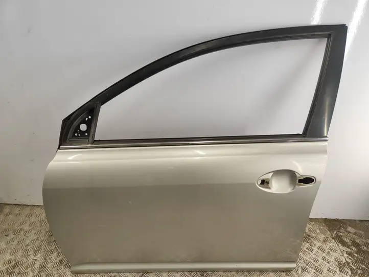 Toyota Avensis T250 (2003 - 2006)  1C0 Дверь