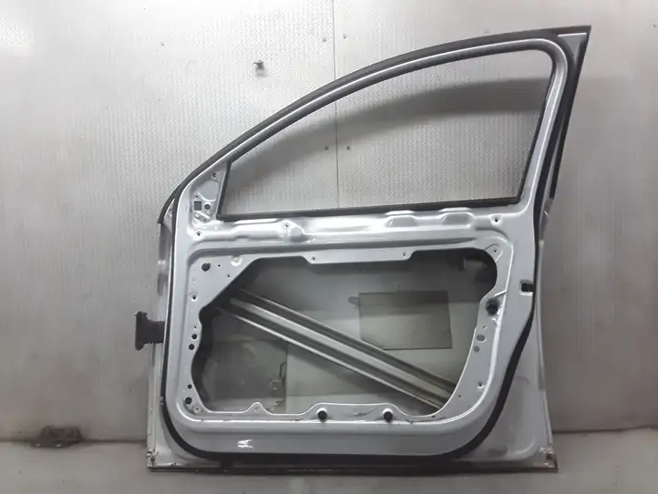 Volkswagen PASSAT B7 (2011 - 2014) Дверь — фото 3